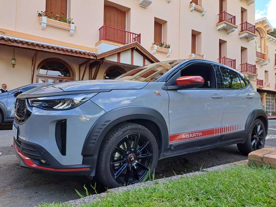 FIAT PULSE 1.3 TURBO 270 FLEX ABARTH AT6 FIAT PULSE 1.3 TURBO 270 FLEX ABARTH AT6